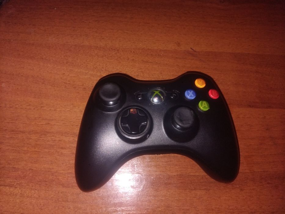 Продам джойстик от Xbox 360