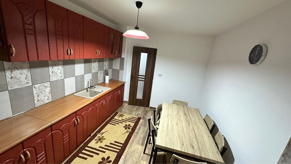 Inchiriez apartament 2 camere