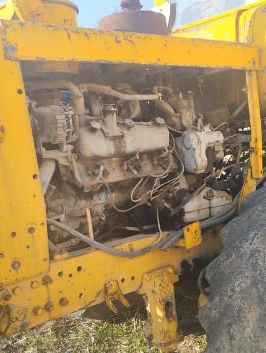 Погрузчик фронтальный