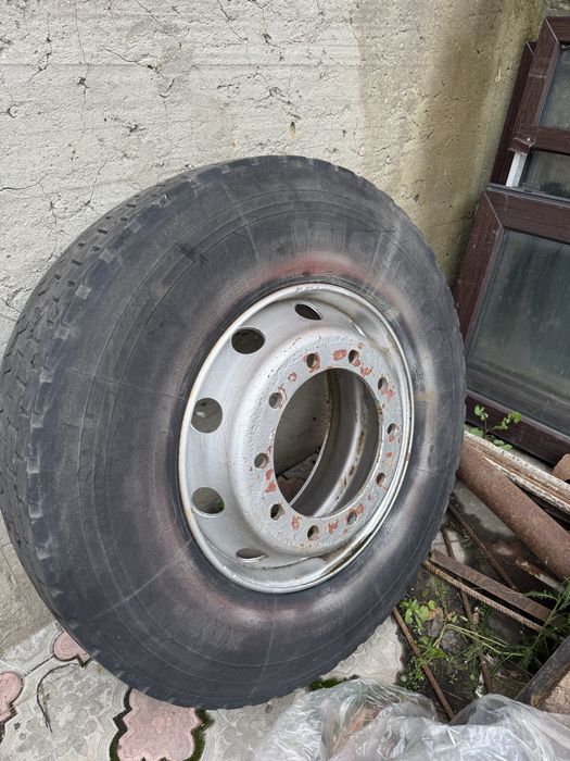 Продам болон 295/80/22,5