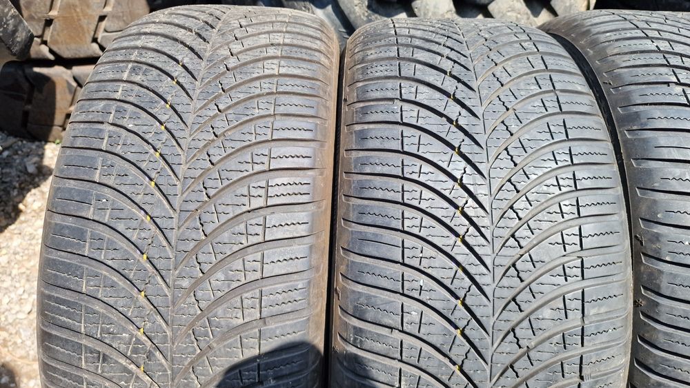 Anvelope 245/45R18 marca Goodyear, DOT 2022,7 mm,M+S,All Season