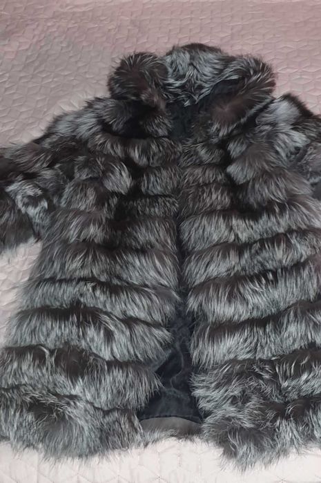Oferta de sarbatori - Haina de blana de vulpe argintie