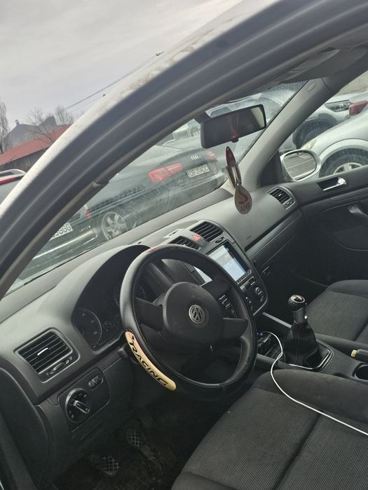De vânzare Golf 5 1.9 TDI