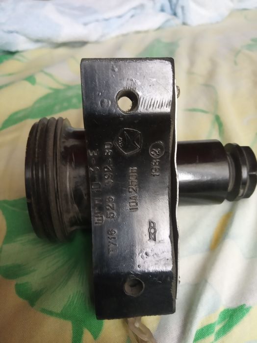 Продам соединительную электро вилку