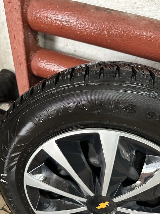 Продам решину с дисками r14