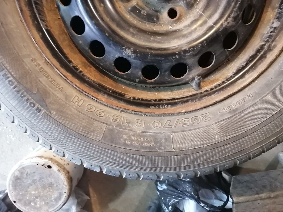 Продам запаску R15