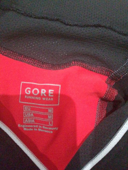 Bluza sportivi,ca noua