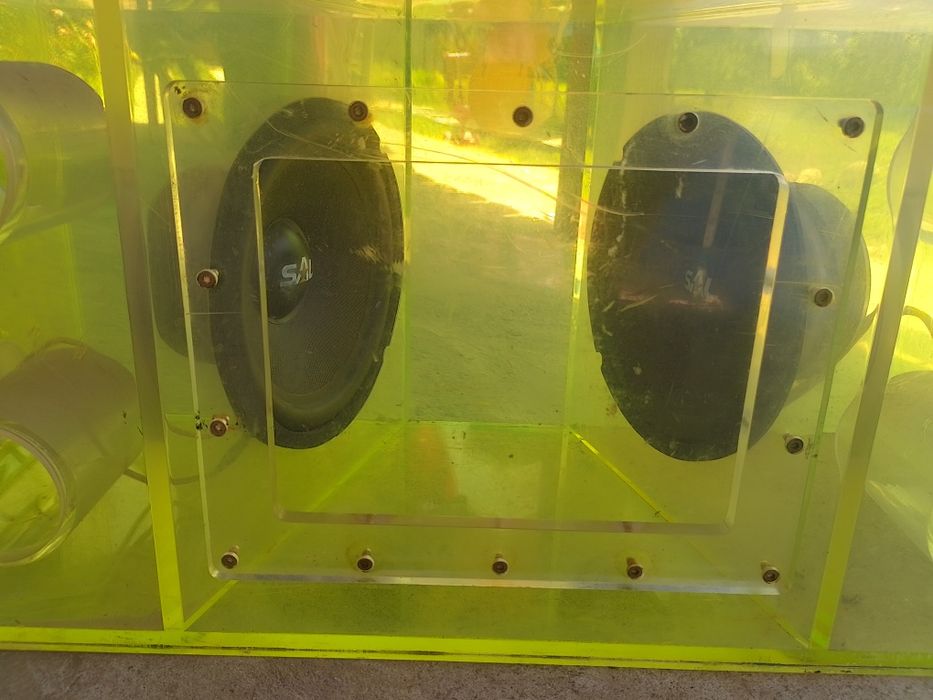 Subwoofer auto cu amplificator Craiova • OLX.ro