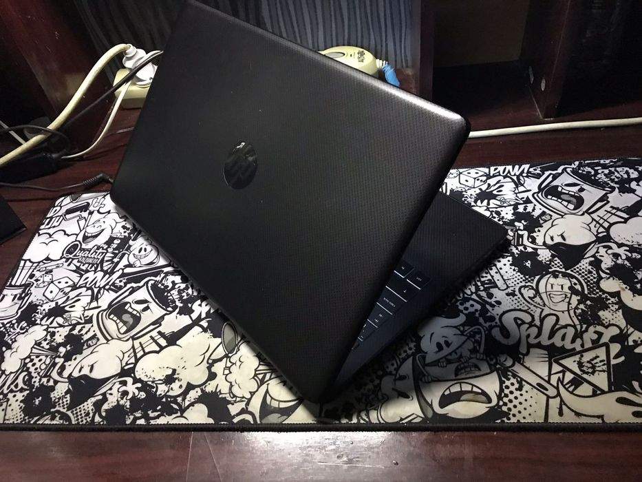 Продам ноутбук HP 15db1077 ur