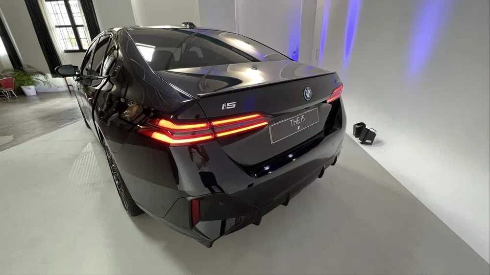 BMW I5 40L, naqd va halol nasiya