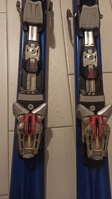 Skiuri Atomic 163 lungime