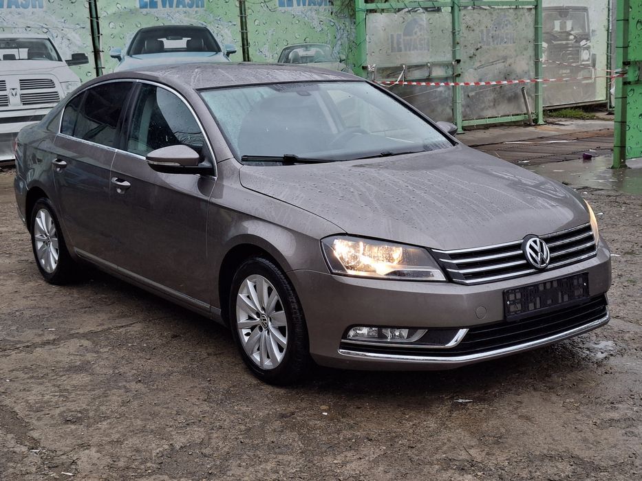 VW Passat B7-2012-Limusine