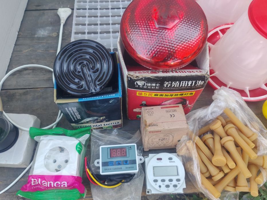 Продам клетку для перепелов, инкубатор,