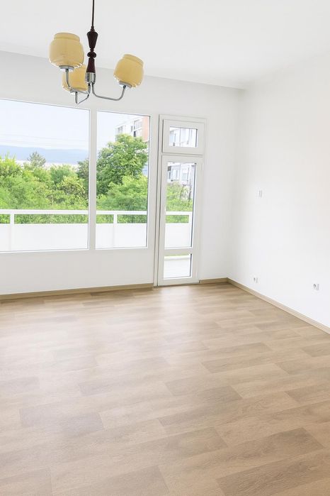 Дава се под наем Двустаен апартамент в Пловдив, Христо Смирненски - 68 кв.м за 280.5 € - Снимка #1