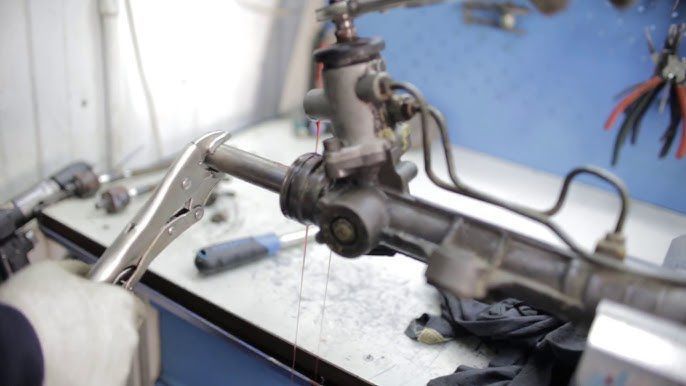 Ремонт и замена рулевой рейки