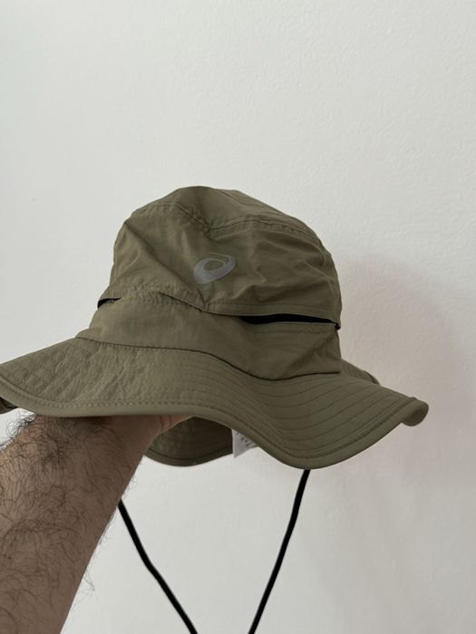 Панама asics хаакки