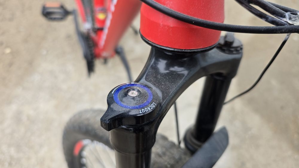 Велосипед спортивный гибрид