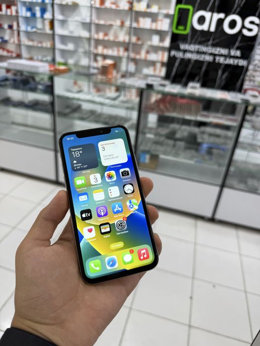 iPhone x 64gb срочни сотилади