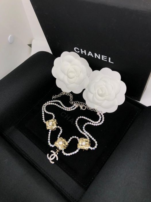 Шанель сотуар, брошь , серьги