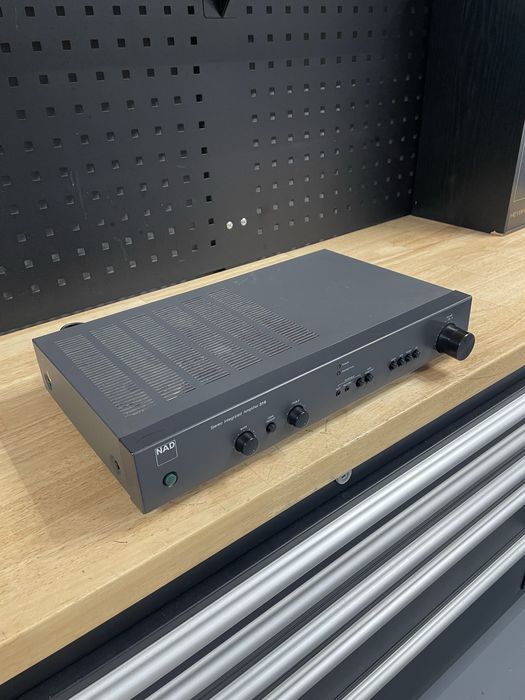 Amplificator nad 310