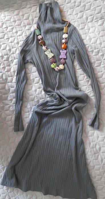 Нова рипсена рокля ZARA