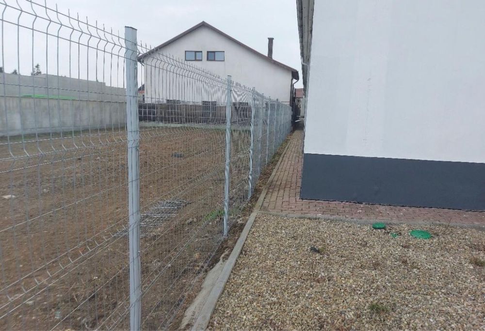 Vand garduri din plasa bordurata