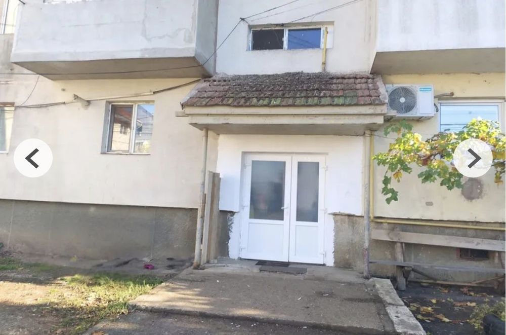 Vând apartament cu 4 camere in Vladimirescu