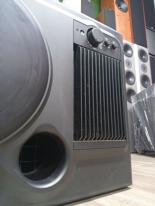 Активен субуфер JBL Control SUB-10