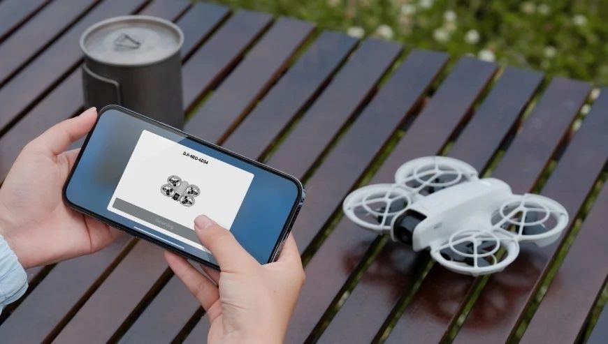 DJI neo , селфи дрон управление с руки , пульта , FPV