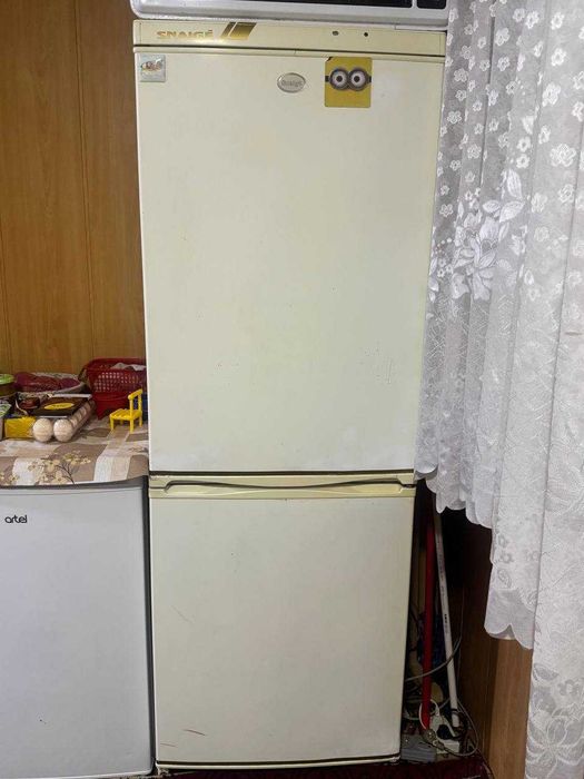 Холодильник Snaige