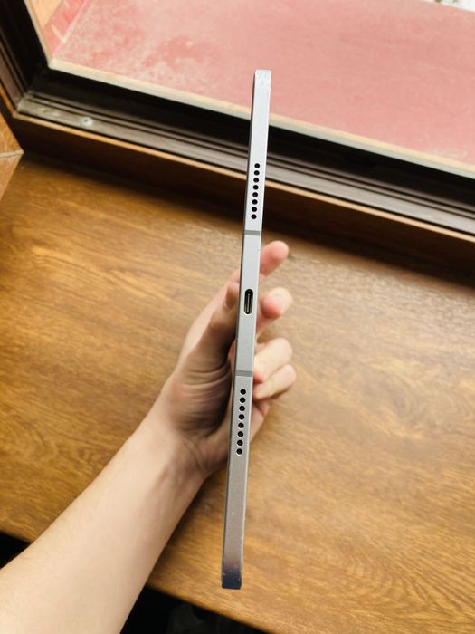 iPad Pro m2 11 gen 4 Wi-Fi+Sim  sotladi