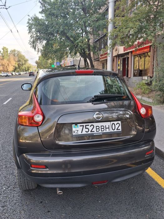 Продам машину Nissan juke