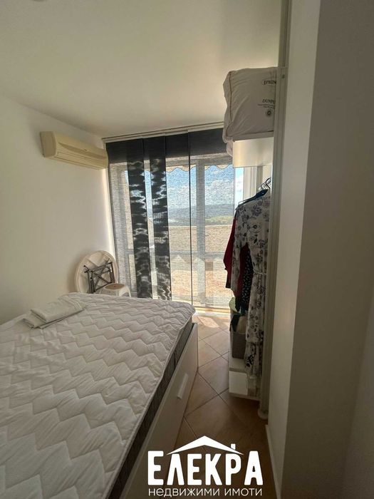 Продава се Двустаен апартамент в Варна, Център - 78 кв.м за 491 €/кв.м - Снимка #4