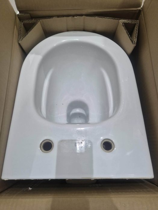 Тоалетна чиния Bella Rimless 48mm