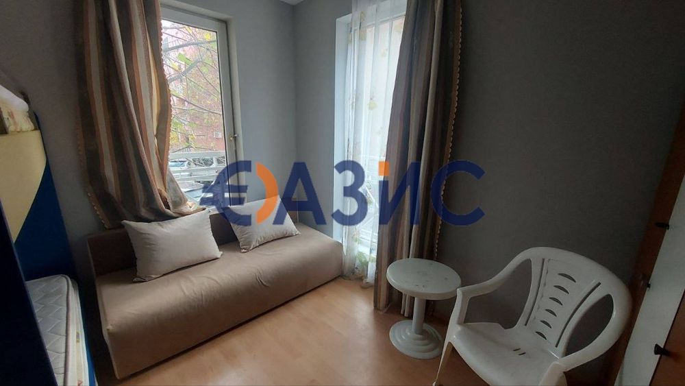 Продава се Тристаен апартамент в к.к. Слънчев бряг - 70 кв.м за 445 €/кв.м - Снимка #5