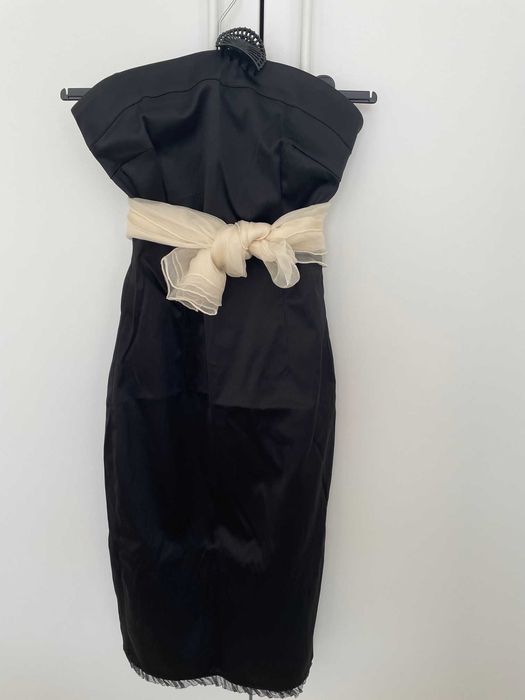 Коктейлна черна рокля Дика