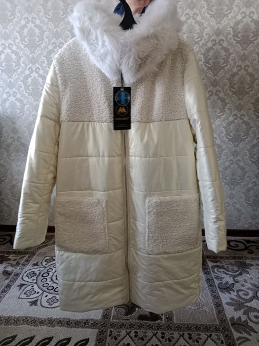 Продается новый куртка.