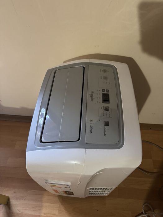 Мобилен климатик Whirlpool PACW29COL