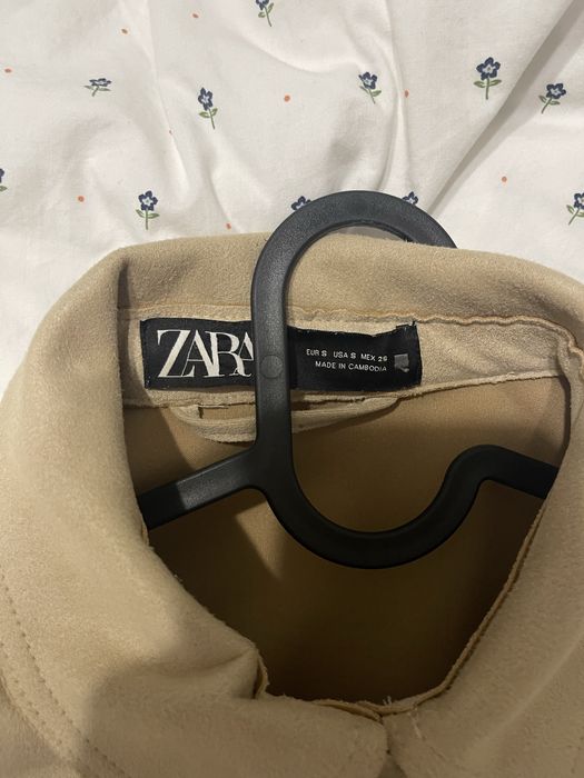 Велурено яке от Зара