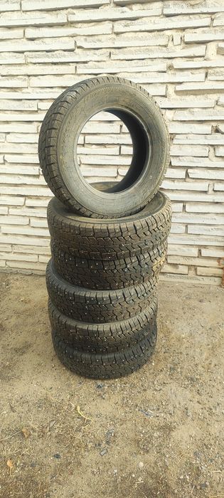 Продам зимние шины 195/70R15C комплект 6 шт новая