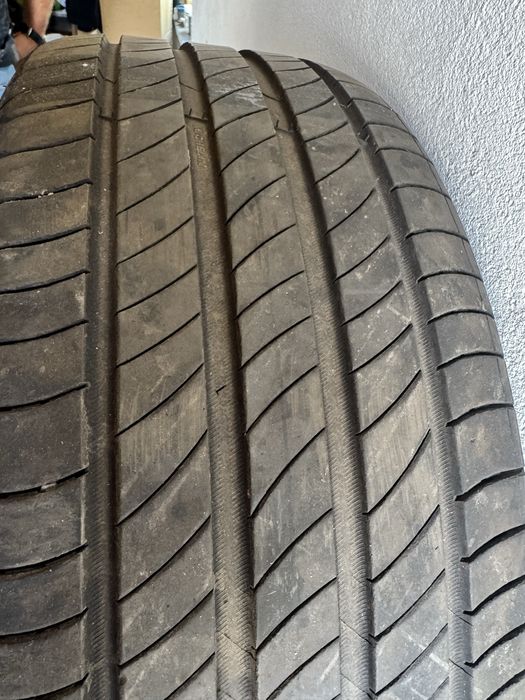Vand anvelope Michelin 235 50 19