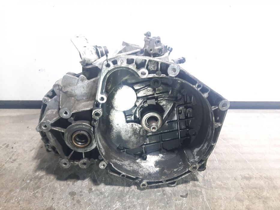 Cutie de viteza manuala, cod GM55350375, Opel Vectra C GTS, 1.9 CDTI, Z19DTH, 6 vit