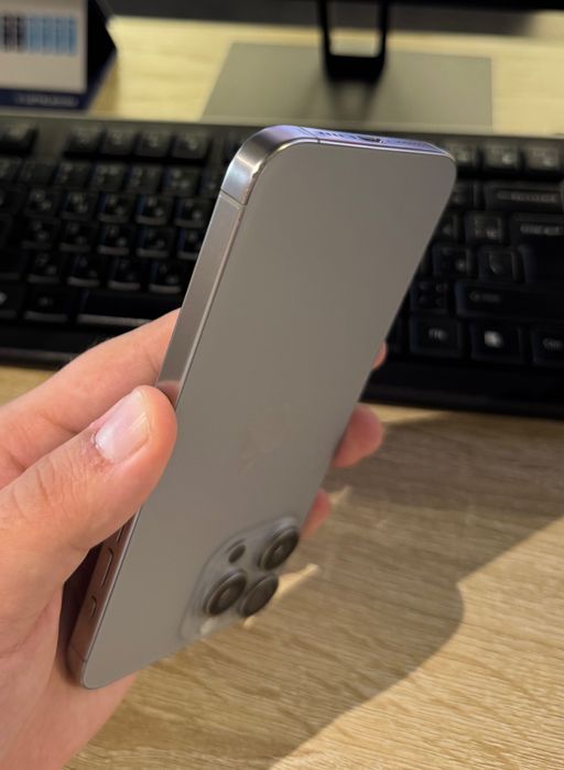 iPhone 15 Pro Max 1TB, Natural Titanium, LL/A, 2 eSIM