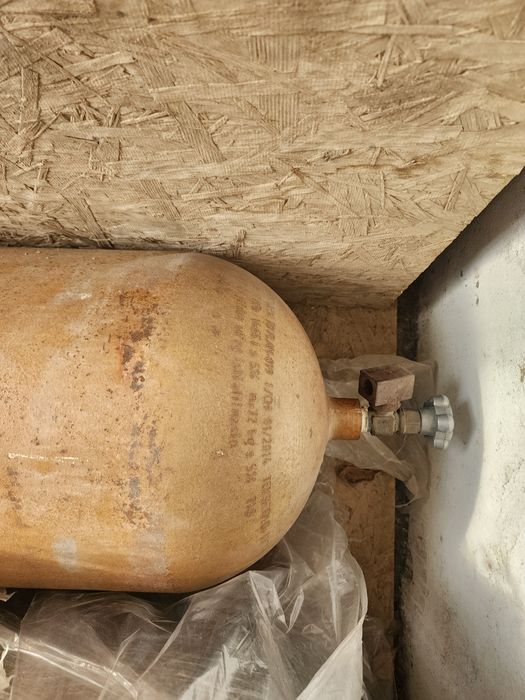 Продам газовый балон