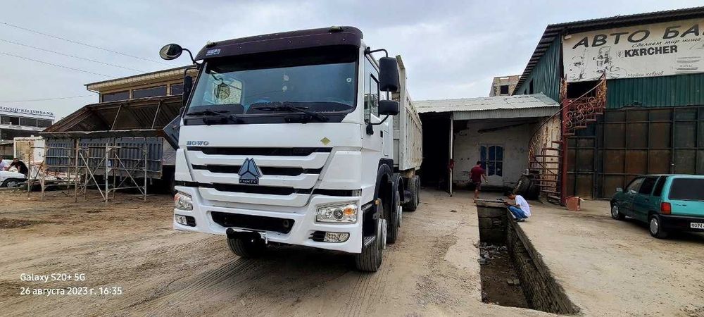 Howo  s a m a s v a l