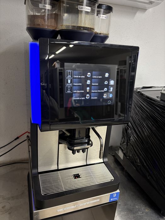 WMF 1500S ,Easy Milk,2xrasnite,1 instant si statie lapte fresh