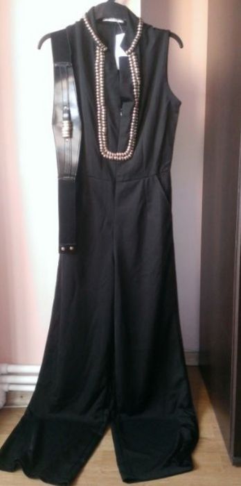 Salopeta dama marime s-m ,include cureaua