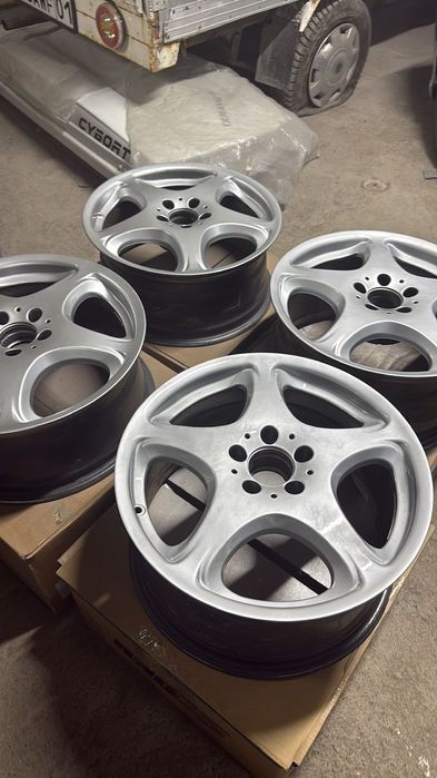 Продам диски мерседес s-class в оригинале в идеальном состоянии р18