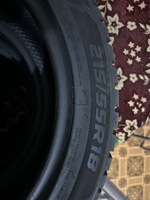 Продам резину APLUS A703 новый