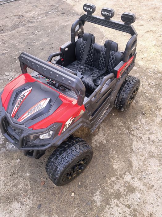 Продам детскую  машину